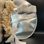 Suport verighete personalizat – model oglinda cu flori si perle 06